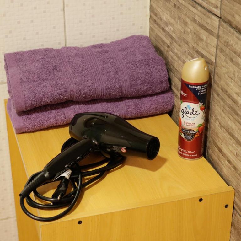 Hostel Rogiel - Recojo desde el Aeropuerto incluído - Habitación Cuádruple con baño privado - 6