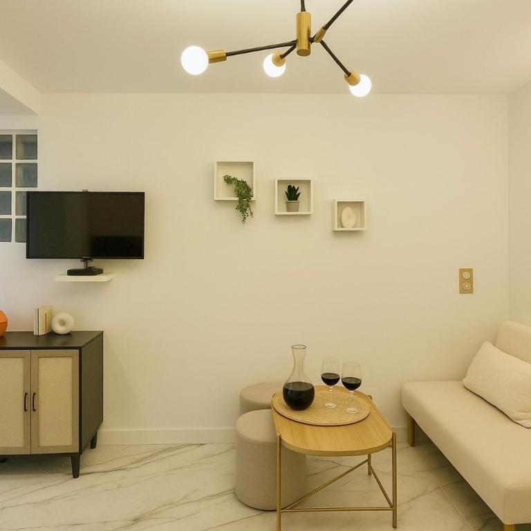 124a LE MARAIS - RICHARD LENOIR working & living - Studio Double Deluxe - 5