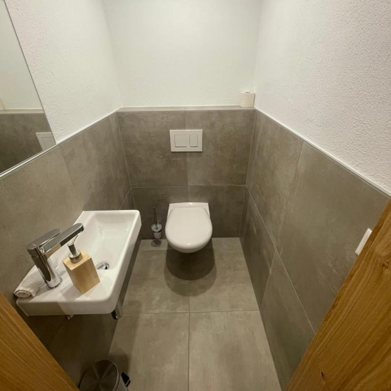 Hotel Edi - Apartment - 1