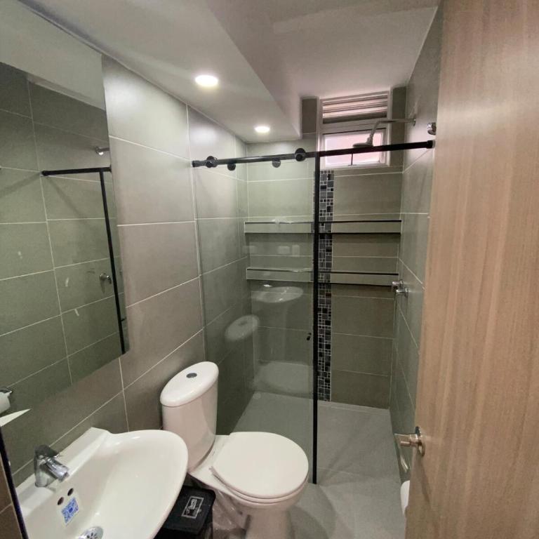 Moderno y bien ubicado en Bogotá - Two-Bedroom Apartment - 3