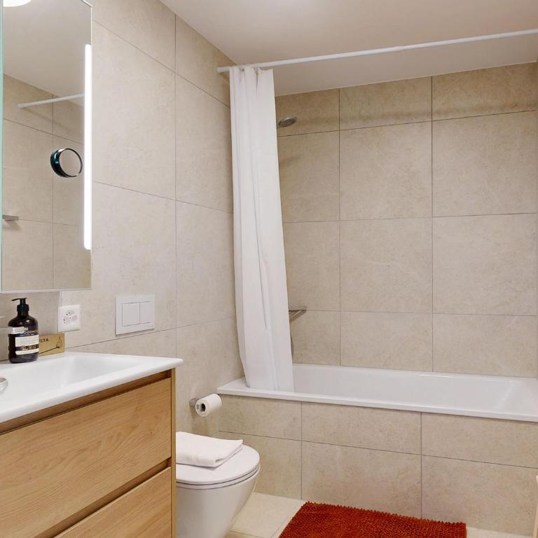 Bright flat with terrace in Sierre - Apartment mit 1 Schlafzimmer - 4
