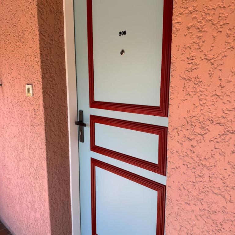 Studio climatisé avec piscine et parking privé - Apartamento de 1 dormitorio - 25