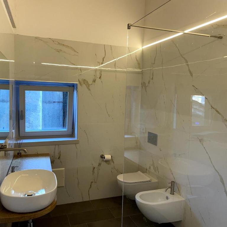 Attico vista Lago in Centro - Apartment with Lake View - 3