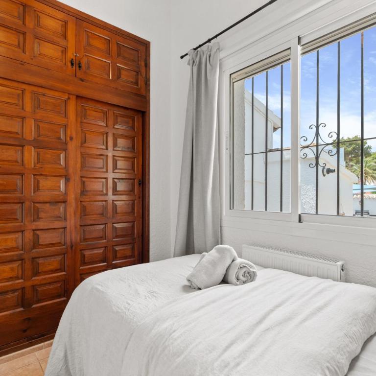 Villa Sunset Moraira mit eigenem Pool, Strandnähe, Klimaanlage, Heizung, Outdoor-Küche, Grill - Casa Vacacional de 3 dormitorios - 34