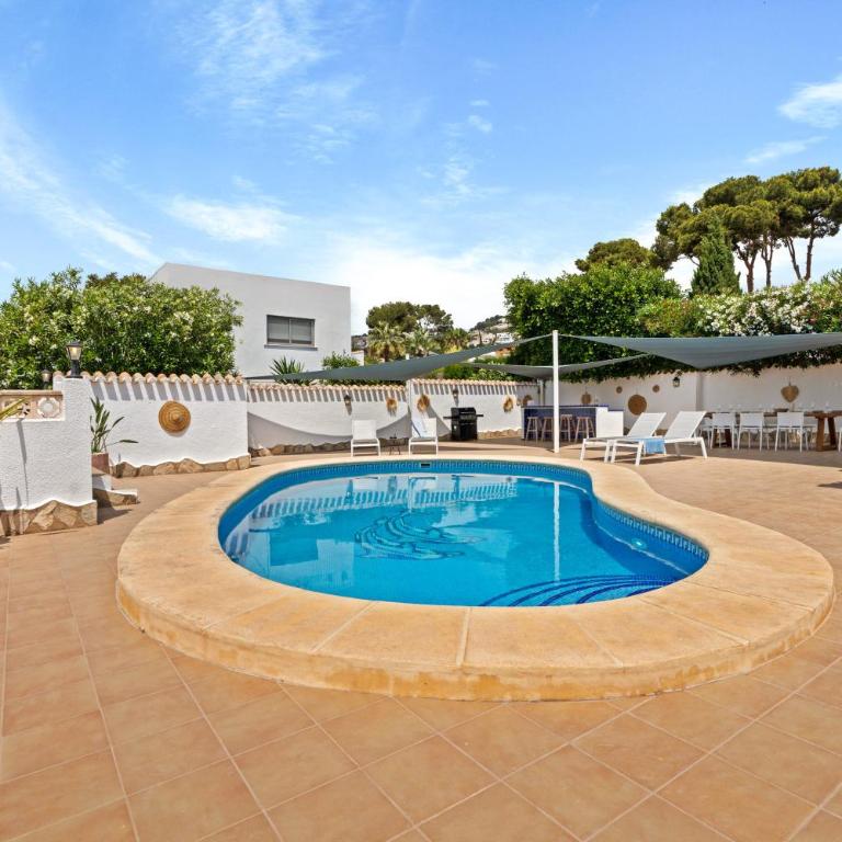 Villa Sunset Moraira mit eigenem Pool, Strandnähe, Klimaanlage, Heizung, Outdoor-Küche, Grill - Casa Vacacional de 3 dormitorios - 35