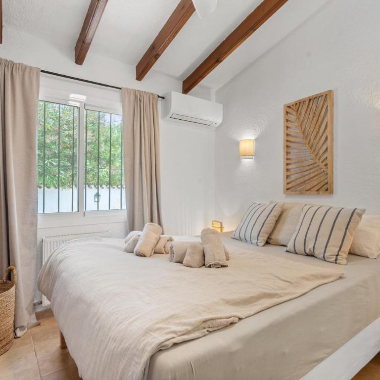 Villa Sunset Moraira mit eigenem Pool, Strandnähe, Klimaanlage, Heizung, Outdoor-Küche, Grill - Casa Vacacional de 3 dormitorios - 20
