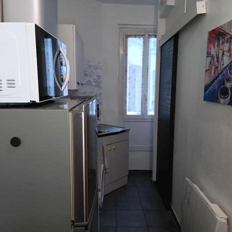 Cozy studio at one stop from Paris - Stade de France - Apartamento de 1 dormitorio - 4