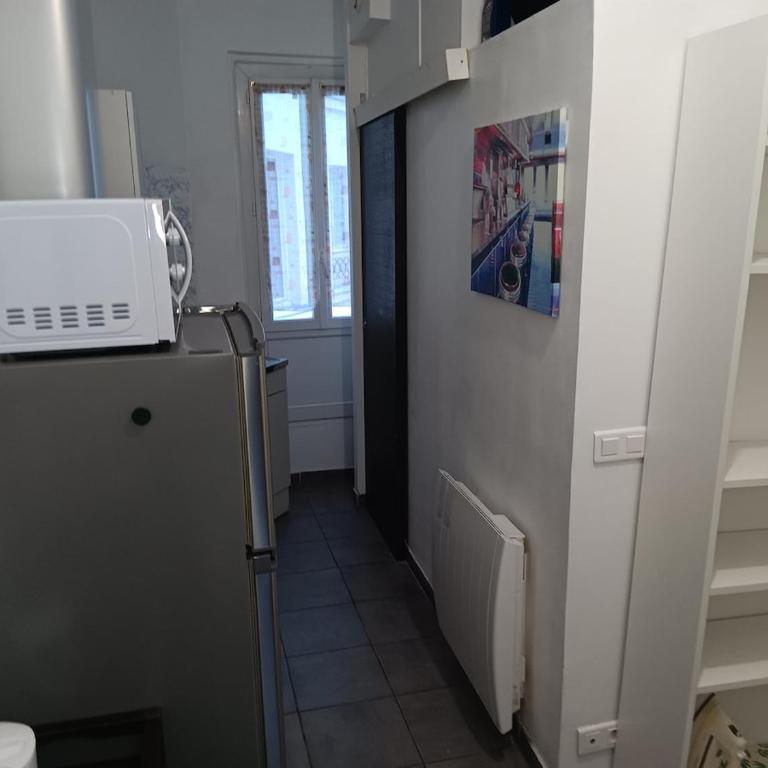 Cozy studio at one stop from Paris - Stade de France - Apartamento de 1 dormitorio - 7