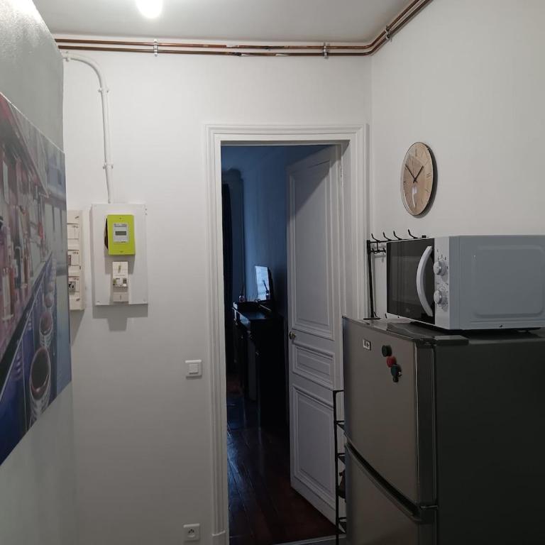 Cozy studio at one stop from Paris - Stade de France - Apartamento de 1 dormitorio - 12