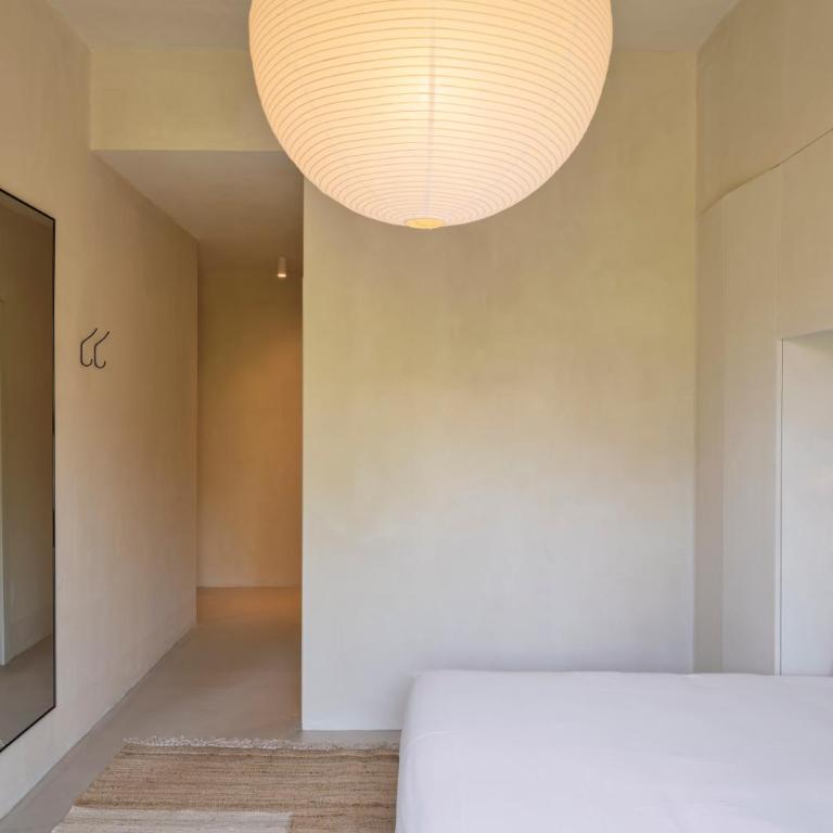 The Boulevard by Aspasios - Double Room with Balcony - 7