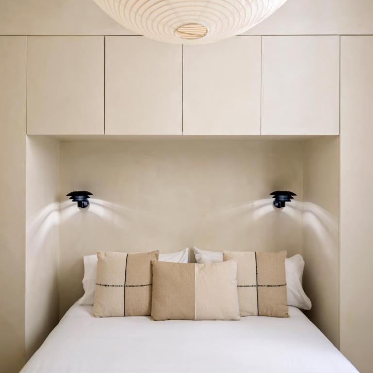 The Boulevard by Aspasios - Standard Double Room - 1