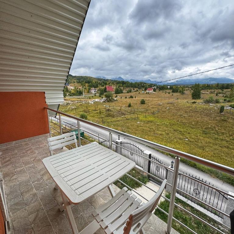 Guest House Mio&Mar in Zabljak - Two-Bedroom House - 13