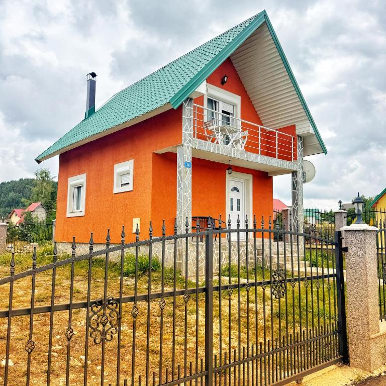 Guest House Mio&Mar in Zabljak - Two-Bedroom House - 1