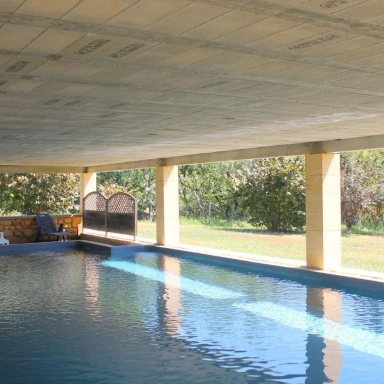 Bayaou avec piscine couverte à Sarlat - Maison de Vacances - 43