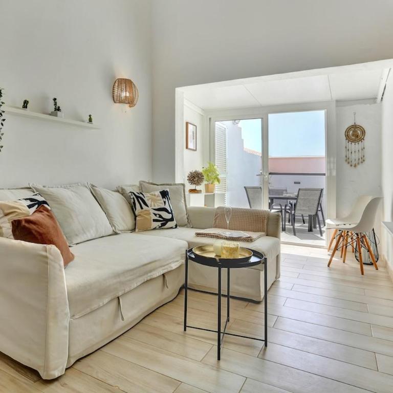Quiet apartment perfect for couples - One-Bedroom Apartment - 25