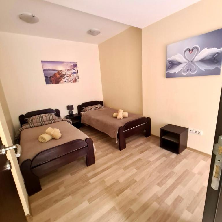 Fantastic Belgrade Nights II - Two-Bedroom Apartment - 14