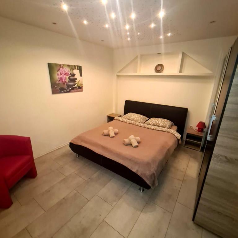 Fantastic Belgrade Nights II - Two-Bedroom Apartment - 8
