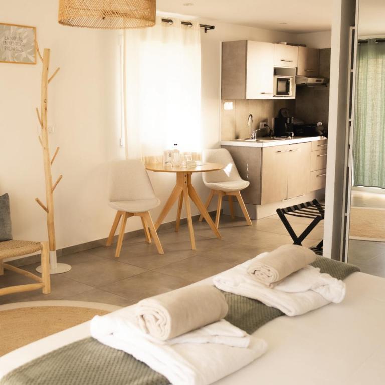 Clos Saint-Michel Resort & Spa - Suite de Luxe - 2