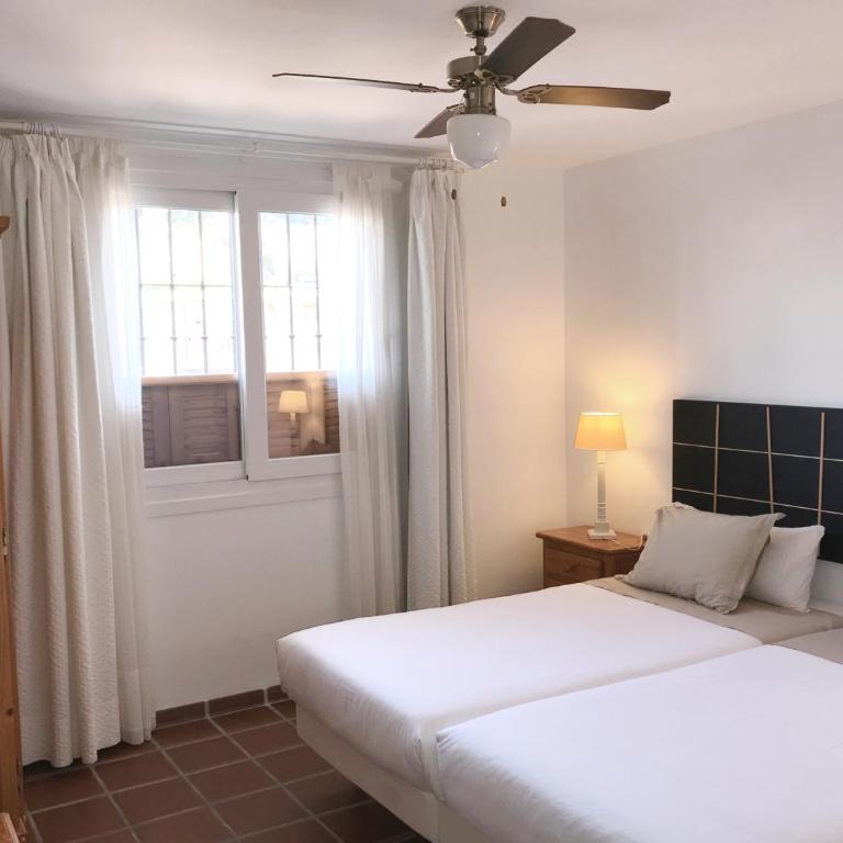 Bonito alojamiento en Malaga con piscina para teletrabajo - Apartamento - 42