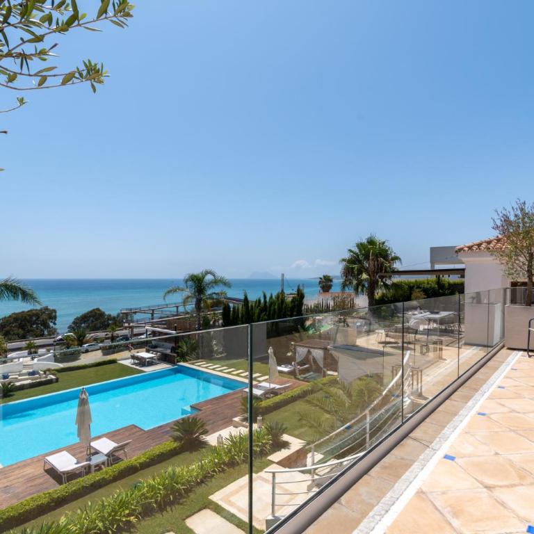 Villa Baltazar - Oceanview Luxury Retreat Near Sotogrande Polo & Golf - Villa frente a la playa - 22