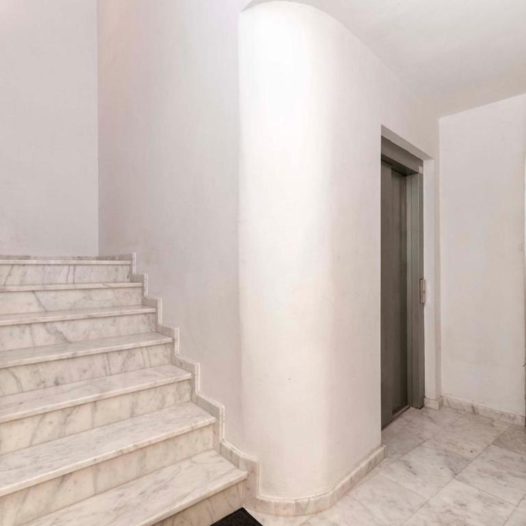 Modern 1st floor Loft in Alicante - One-Bedroom Apartment - 17