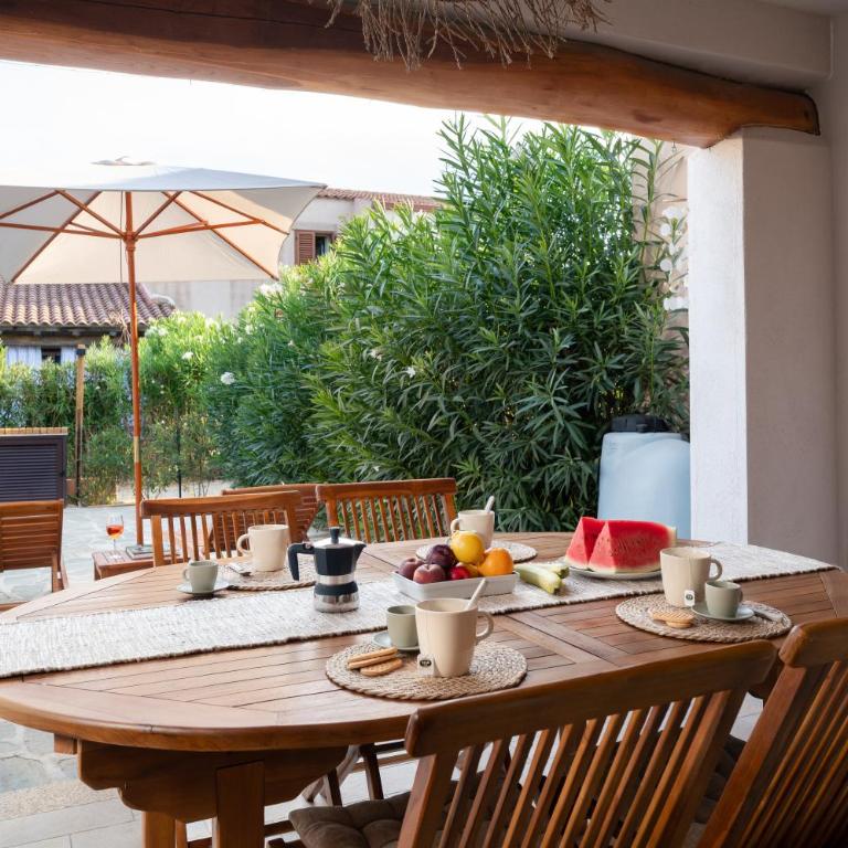 Casa Esmeralda - Two-Bedroom House - 1