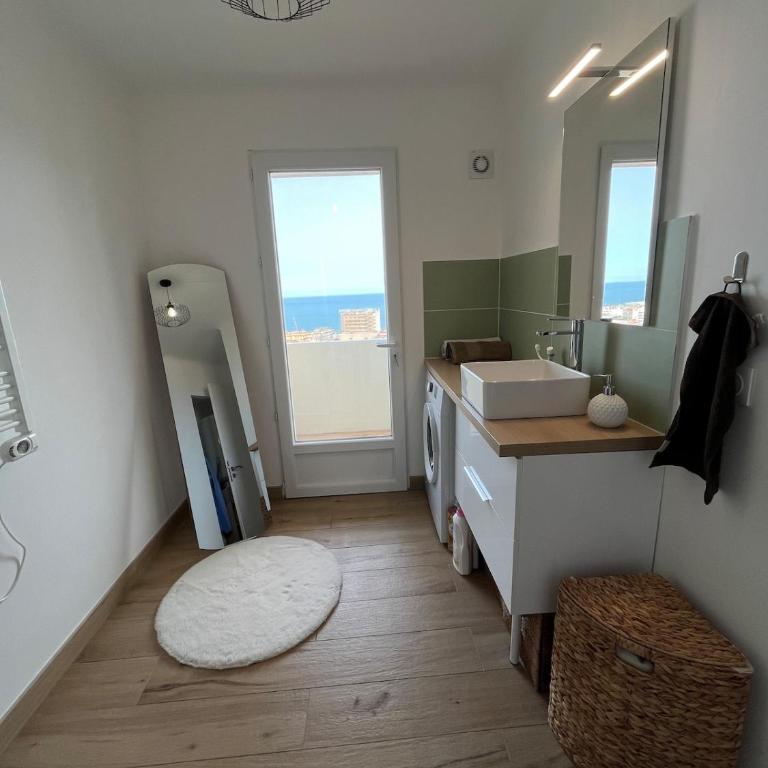 2 room renovated sea view, near Monaco - Appartement 1 Chambre - 2