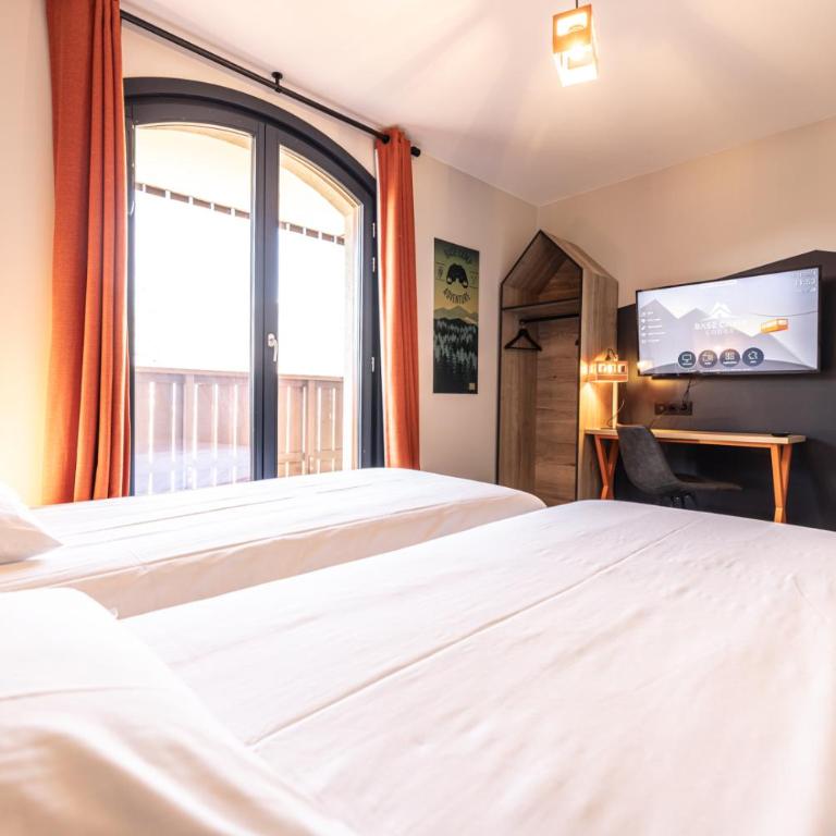 Hotel Base Camp Lodge - Albertville - Appartement 2 Chambres avec Balcon - 3