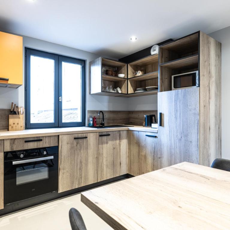Hotel Base Camp Lodge - Albertville - Appartement 2 Chambres avec Balcon - 9
