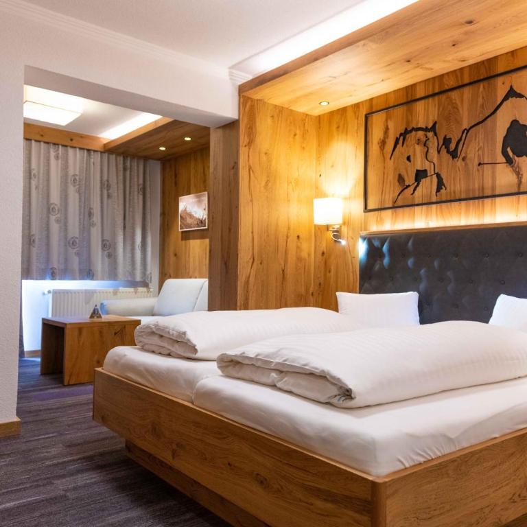 Alpin Panoramahotel Lärchenhof - Deluxe Doppelzimmer (2 Erwachsene & 1 Kind) - 2