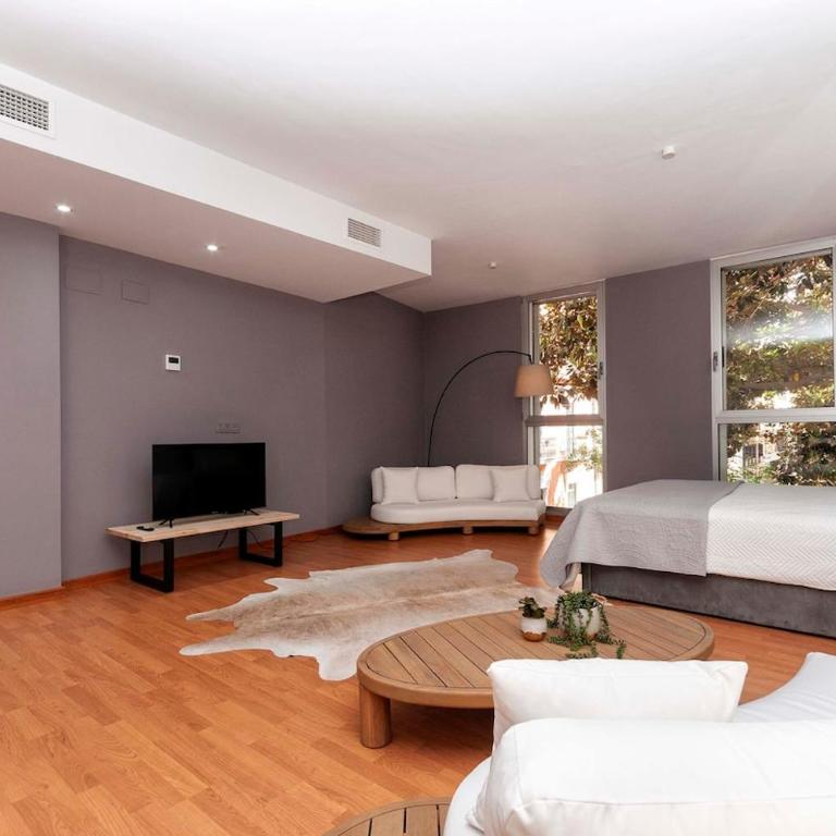 Modern 3rd floor loft in Alicante - One-Bedroom Apartment - 4