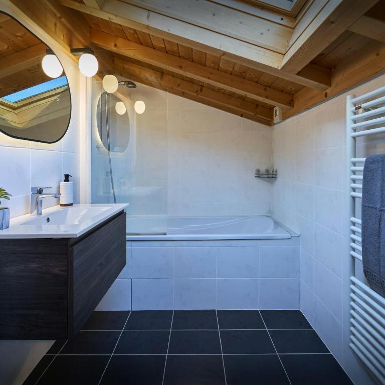 Chalet Roche de Pierre - OVO Network - Chalet - 14