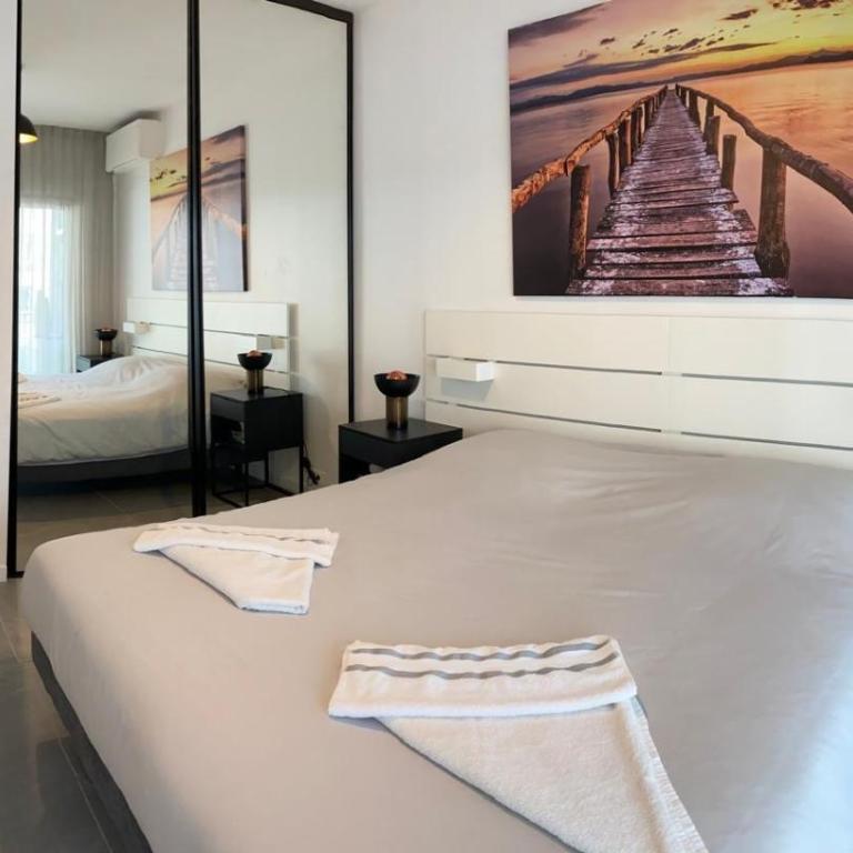 BEAUTIFUL 1 - BR APARTMENT - Next To Rue Antibes - Apartment - 18