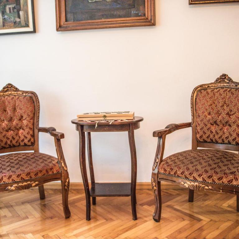 Kirsche Apartment - 85 sqm - Free parking - Two-Bedroom Apartment - 12