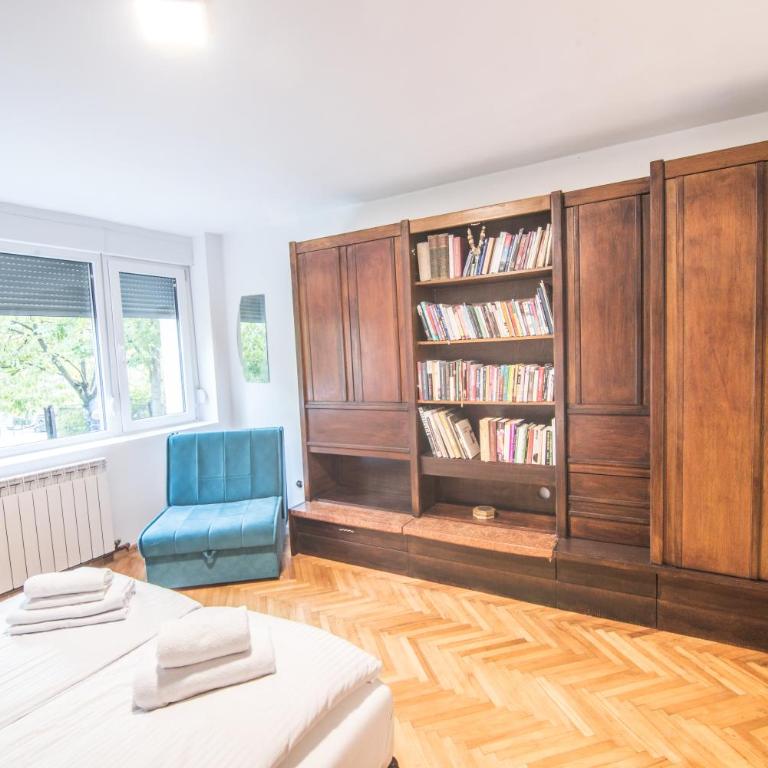 Kirsche Apartment - 85 sqm - Free parking - Two-Bedroom Apartment - 15