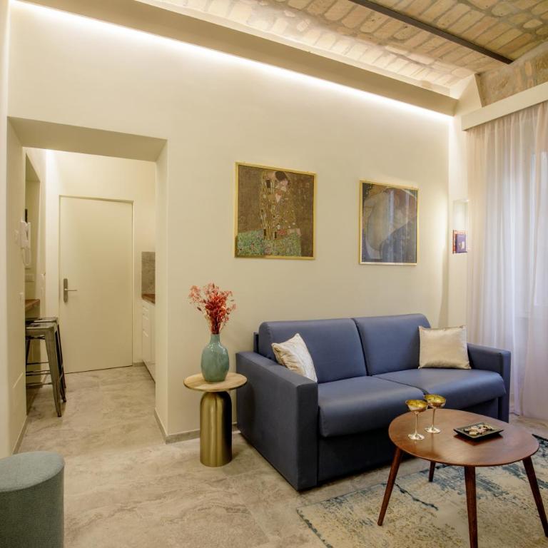 Rome for Two - Suite Deluxe - 11