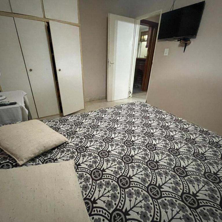 Casa con Quincho, parrilla y una gran capacidad - Two-Bedroom House - 16
