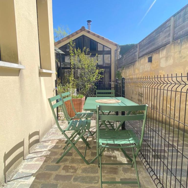 Duplex de charme au cœur du Triangle dOr - Appartement 2 Chambres Deluxe - 2