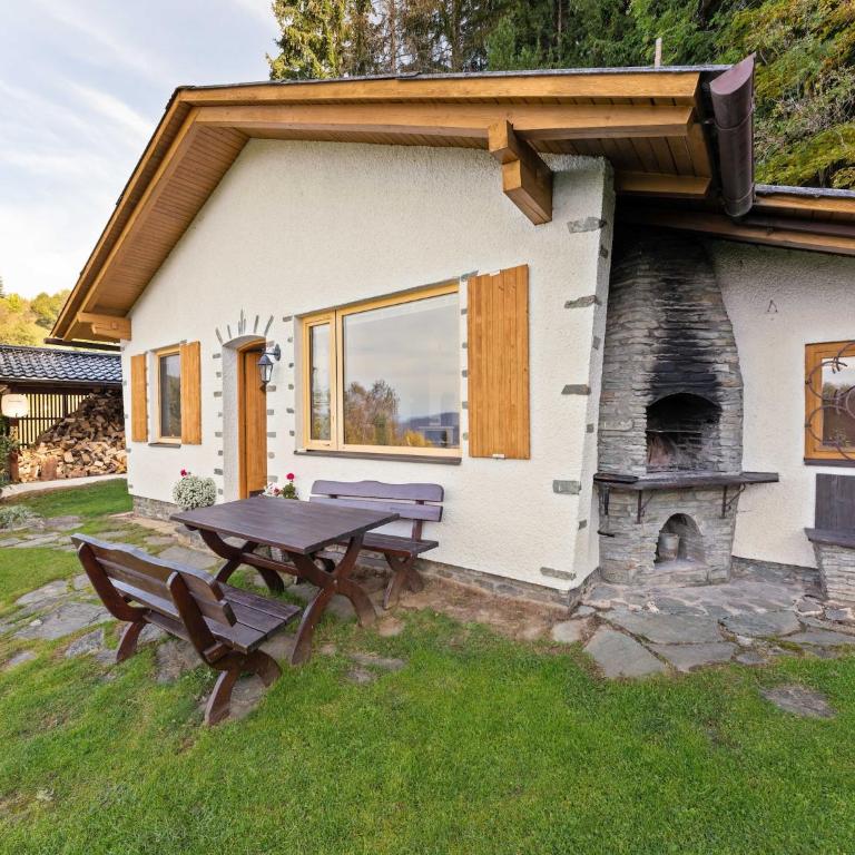 Alpine Hut in Eberstein near Ski Area - Ferienhaus mit 2 Schlafzimmern - 1