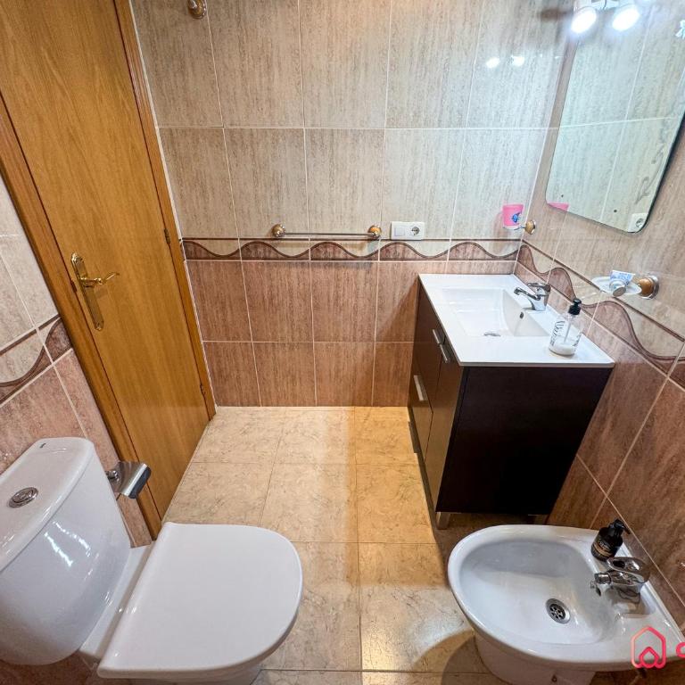 Golden Park - Apartamento de 2 dormitorios con balcón - 4
