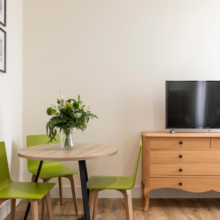Apartamentos Blume Conde Aranda - One-Bedroom Standard Apartment - 10