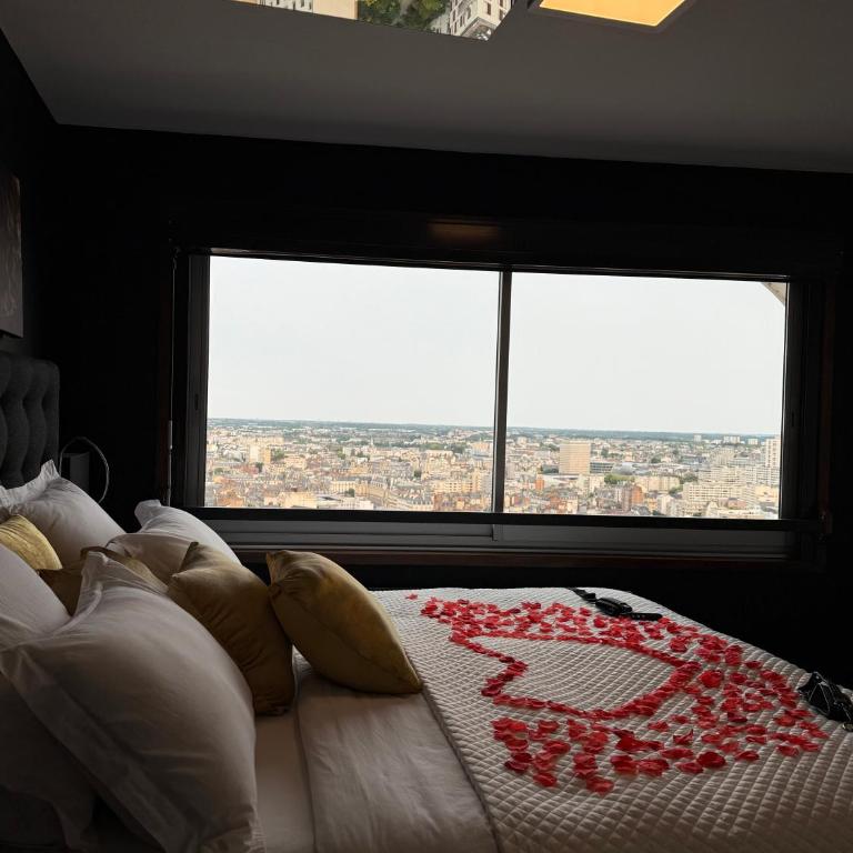 Love Horizons - Suite vue panoramique - Spa privatif - Rennes Centre - Deluxe Apartment - 51