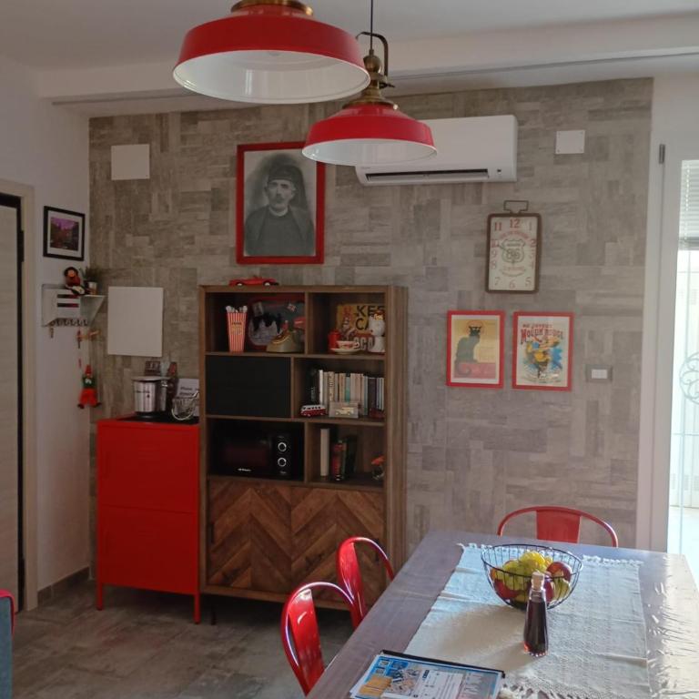 LA CASA DI CHIARA - Two-Bedroom Apartment - 12