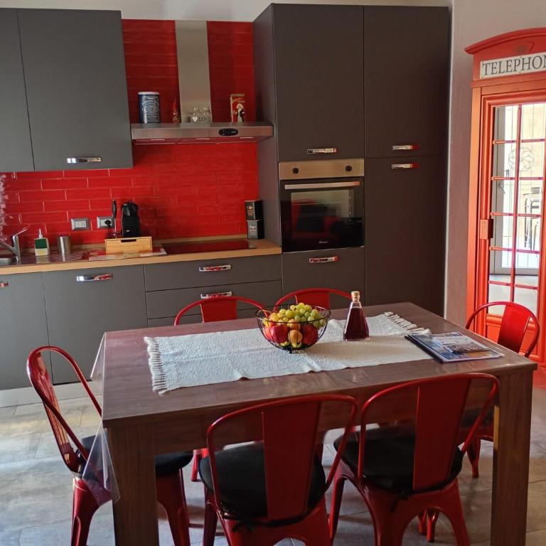 LA CASA DI CHIARA - Two-Bedroom Apartment - 7