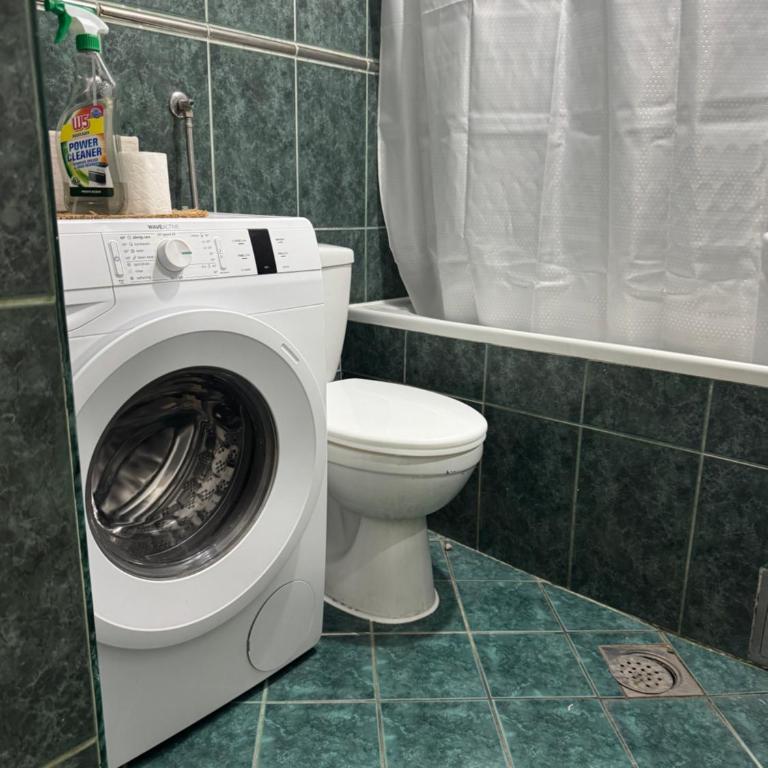 Santalya Hostel&Turkish Food - Četvorokrevetna Ženska Spavaonica - 1