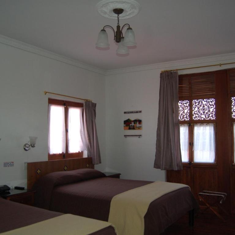 Hotel El Molino Alausí - Deluxe Double Room (2 Adults + 1 Child) - 3