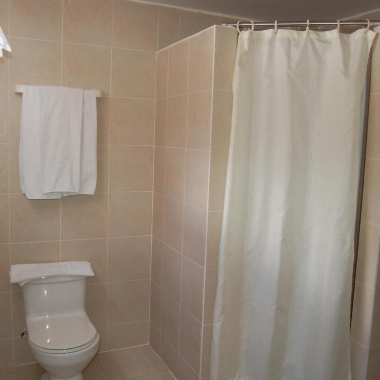 Hotel El Molino Alausí - Triple Room - 3