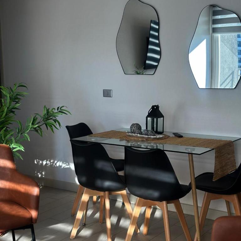 Céntrico y moderno - Two-Bedroom Apartment - 4
