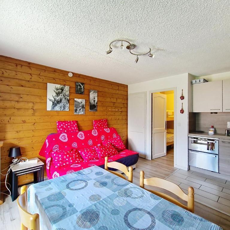 Corina CN11 QUIET & MOUNTAIN 4 Pers - Estudio - 2