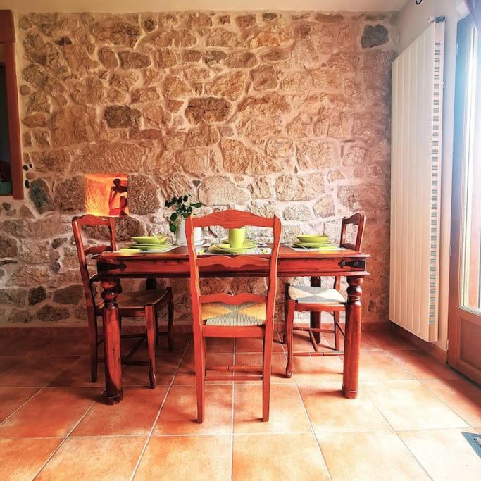 La Grange Doman gîte 1050m alt facing direct Mt Chamechaude, 2-4 persons 125euros - Maison 2 Chambres - 27